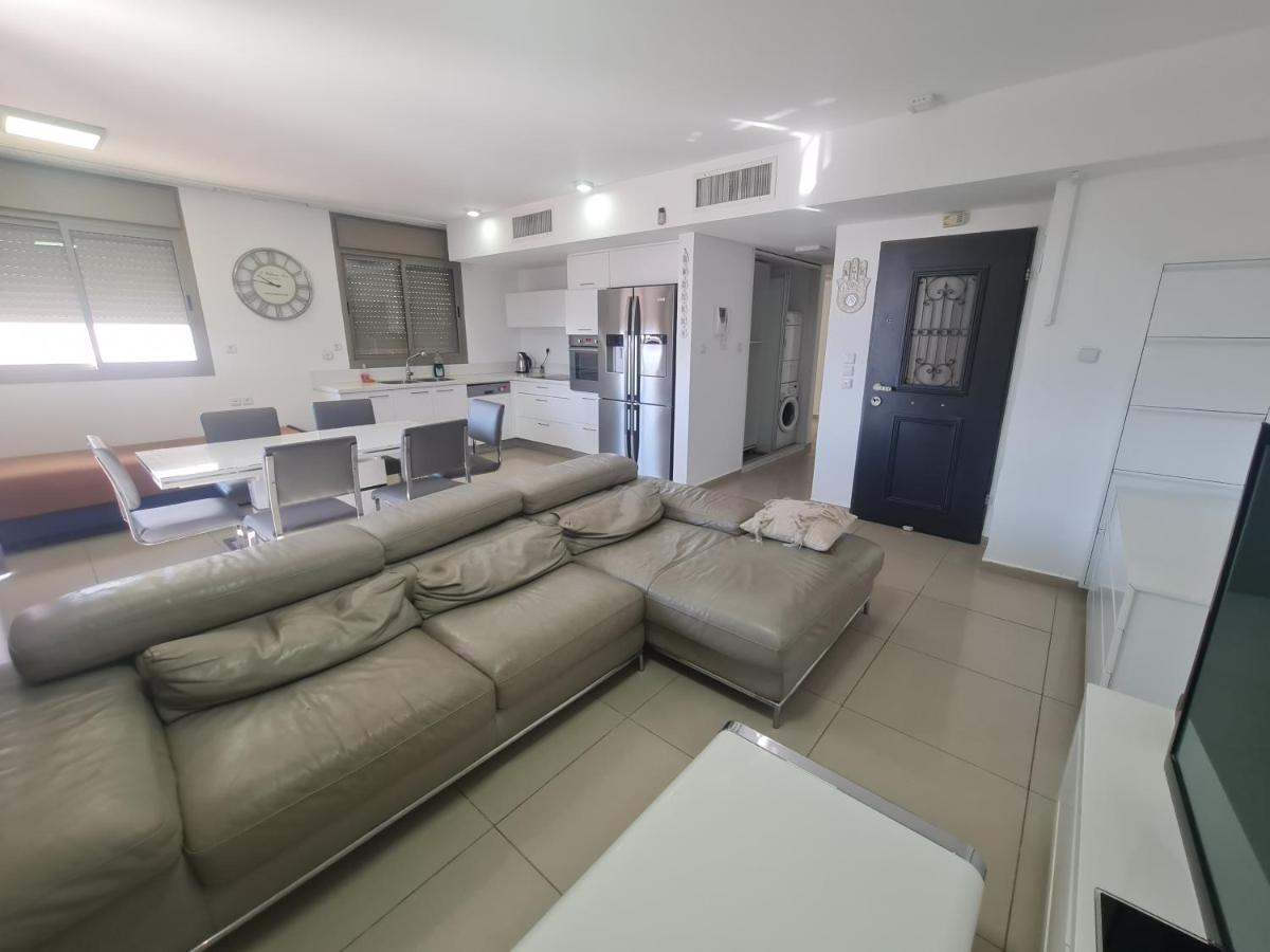אילת Top-Luxury Exclusive Аpt With Jacuzzi In Front Of The Sea מראה חיצוני תמונה