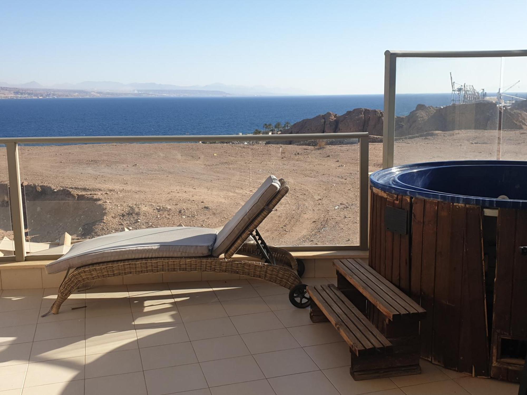 אילת Top-Luxury Exclusive Аpt With Jacuzzi In Front Of The Sea מראה חיצוני תמונה